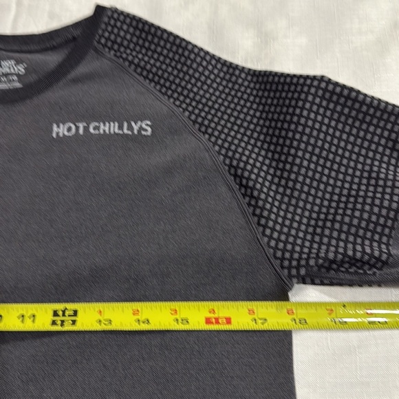 (A1) Hot Chillys Women's 3D Knit Crew Midweight Slim Fit Undershirt, XL, Grey - Picture 9 of 12